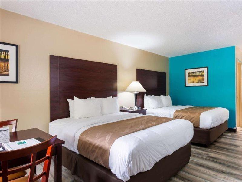 Quality Inn & Suites Rockingham Exteriér fotografie