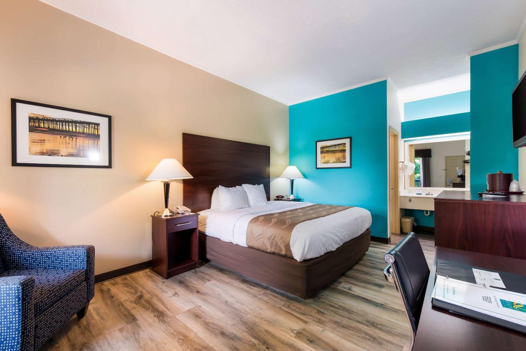 Quality Inn & Suites Rockingham Exteriér fotografie