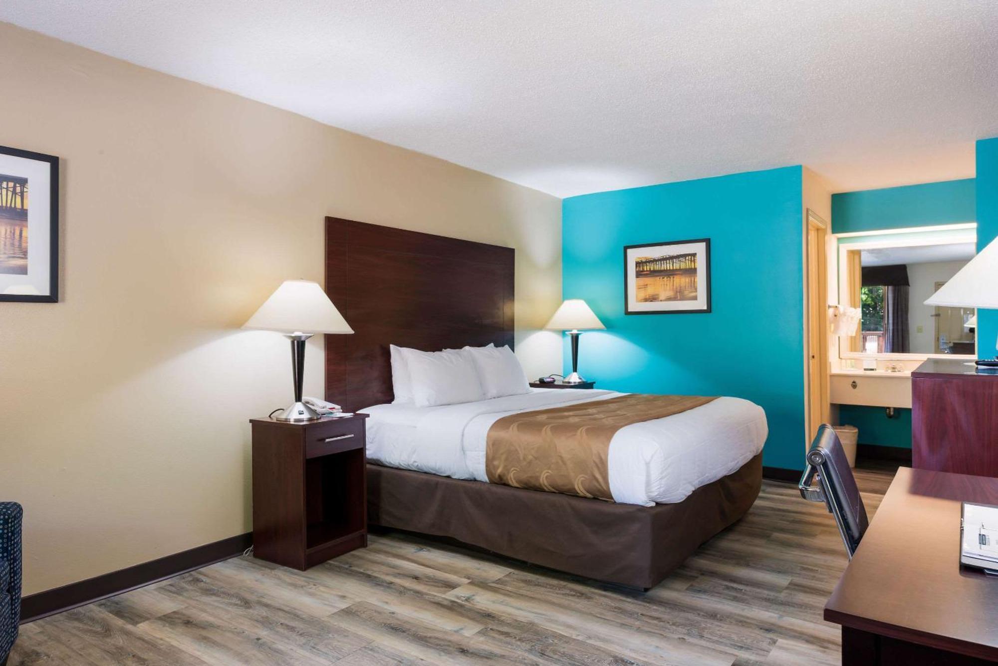 Quality Inn & Suites Rockingham Exteriér fotografie