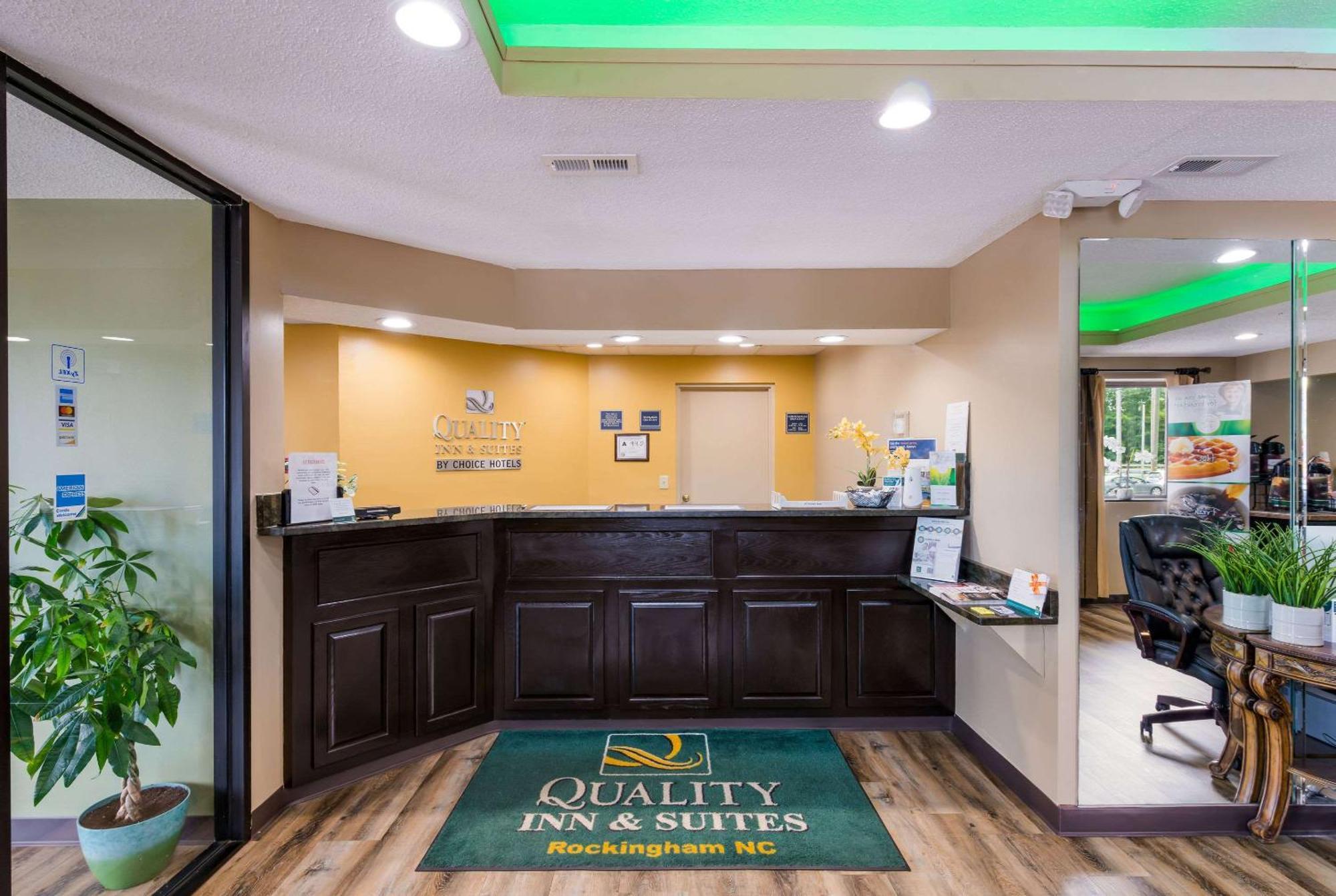 Quality Inn & Suites Rockingham Exteriér fotografie