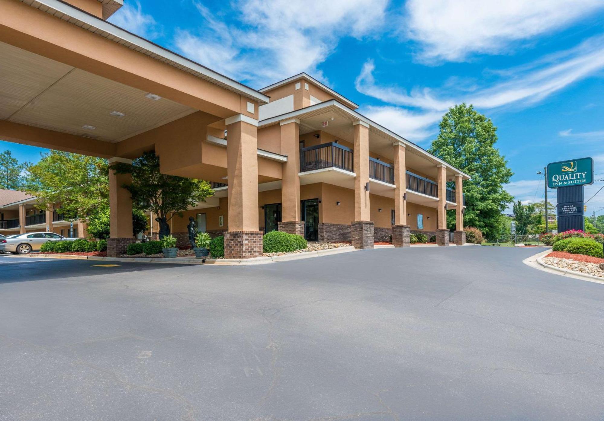 Quality Inn & Suites Rockingham Exteriér fotografie