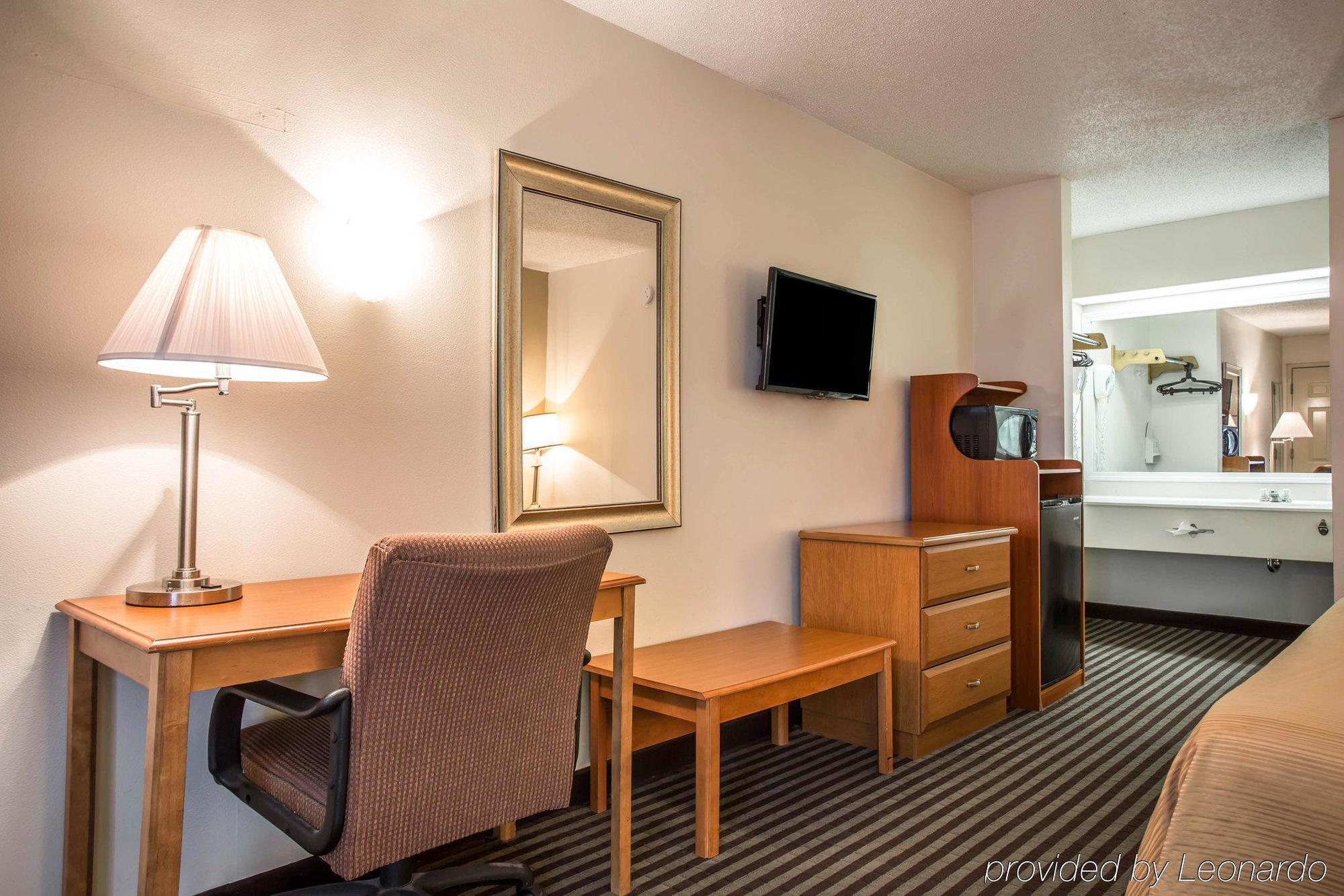 Quality Inn & Suites Rockingham Exteriér fotografie