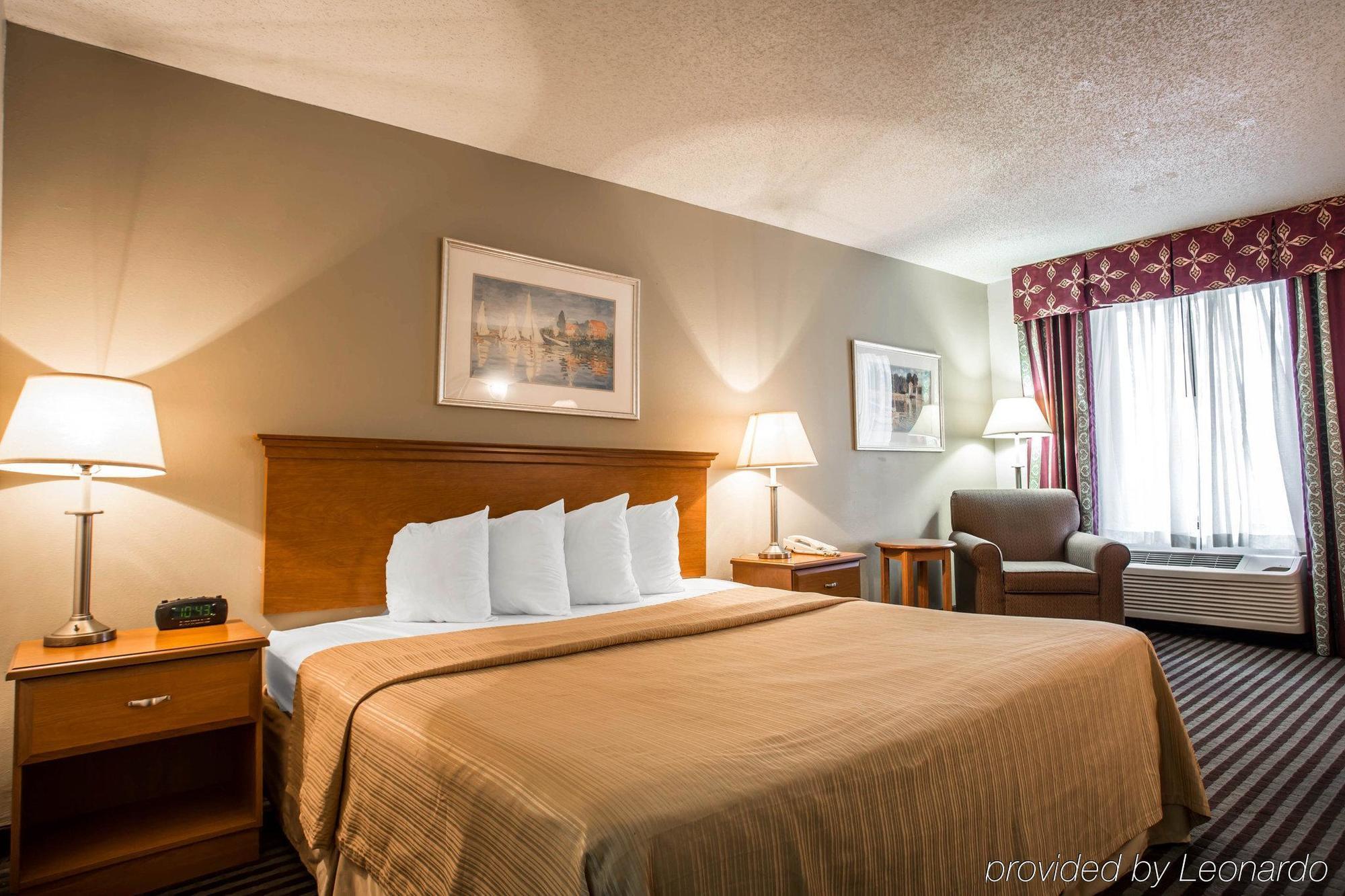Quality Inn & Suites Rockingham Exteriér fotografie