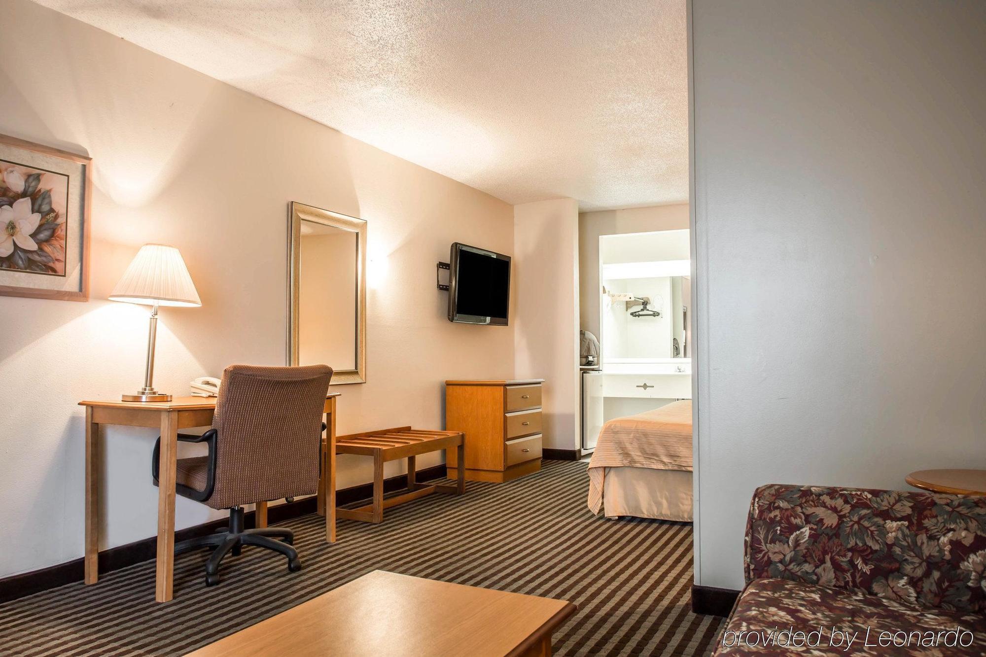 Quality Inn & Suites Rockingham Exteriér fotografie