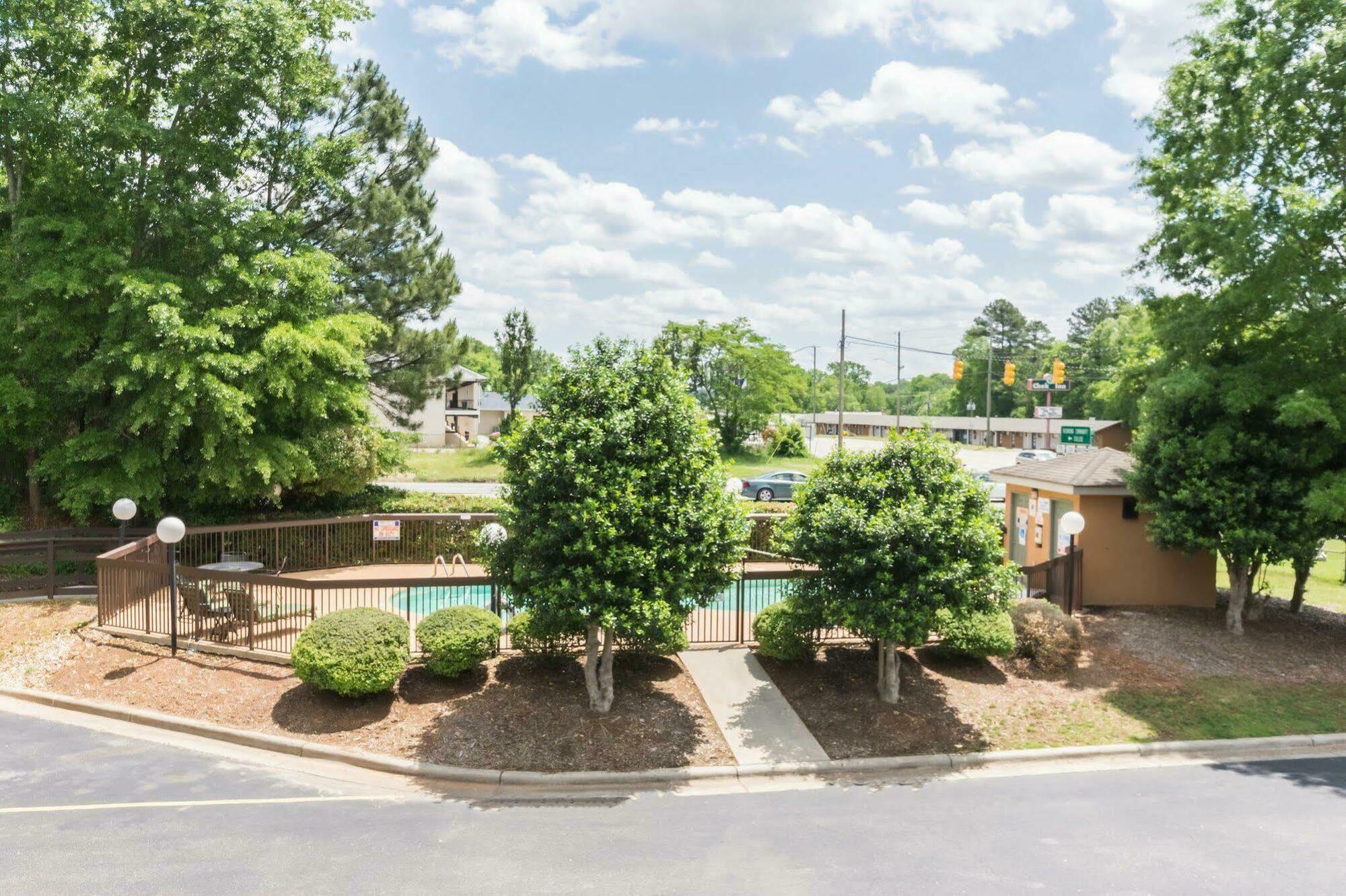 Quality Inn & Suites Rockingham Exteriér fotografie
