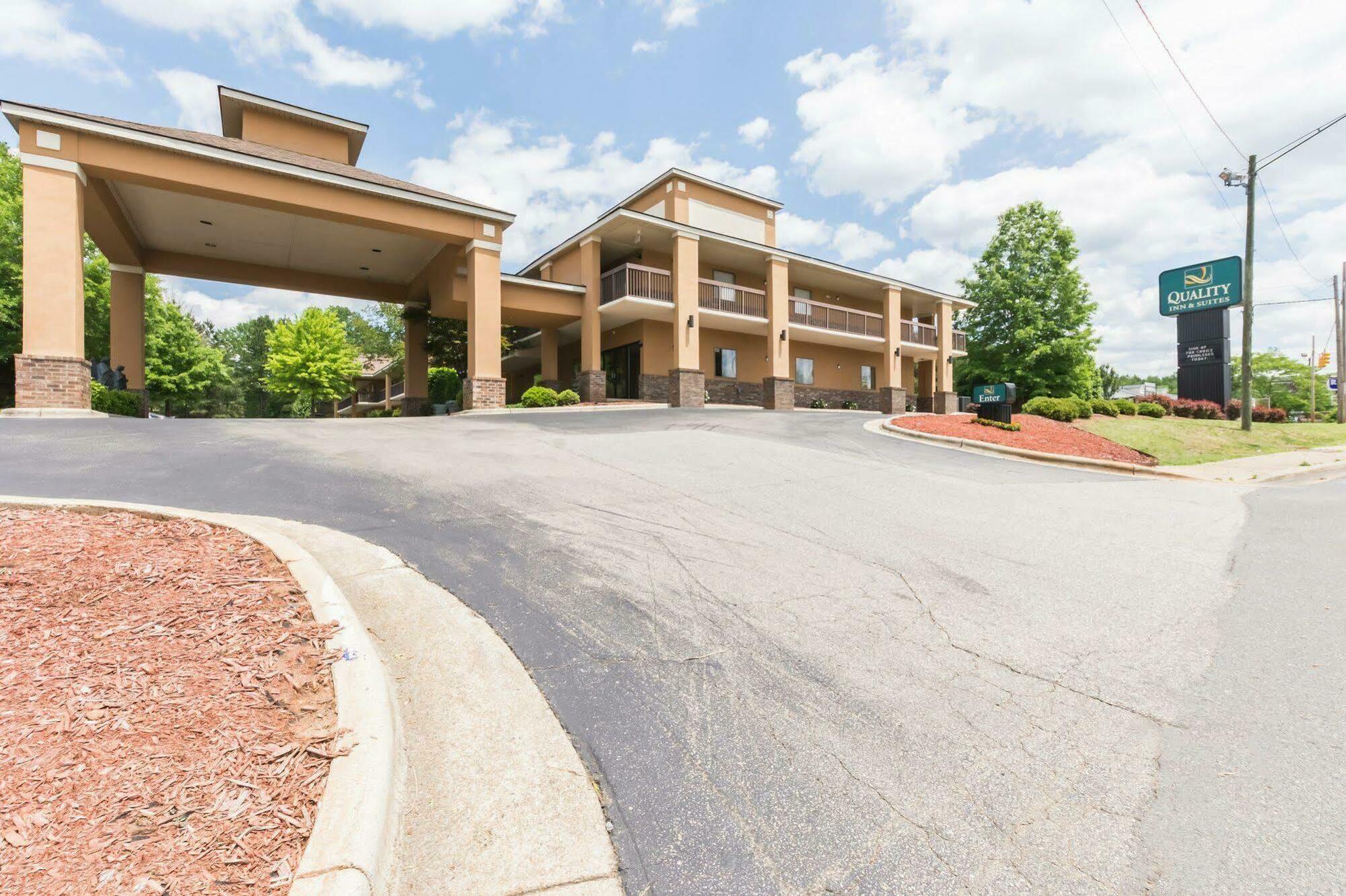 Quality Inn & Suites Rockingham Exteriér fotografie